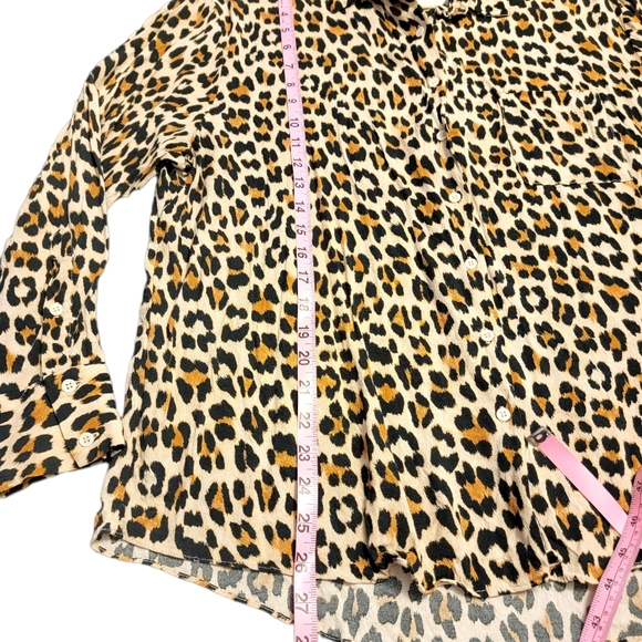 Zara Women Leopard print button down blouse - Picture 8 of 8